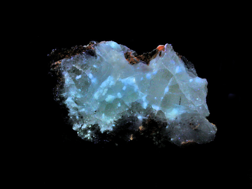 Cryolite & Harmotome