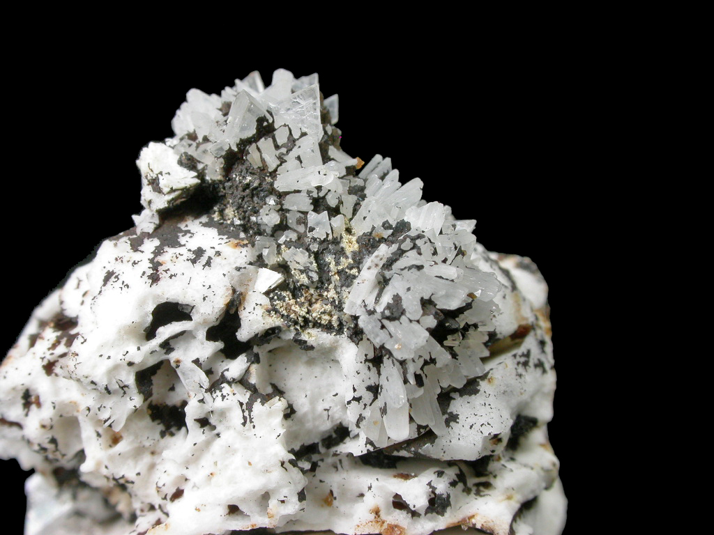 Eudidymite Genthelvite & Analcime