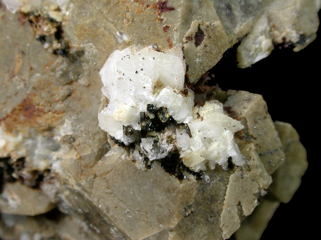 Siderite & Epididymite