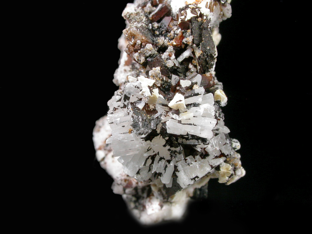 Genthelvite & Eudidymite