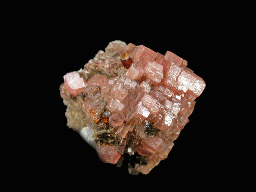 Catapleiite Manganoneptunite Sérandite & Epididymite