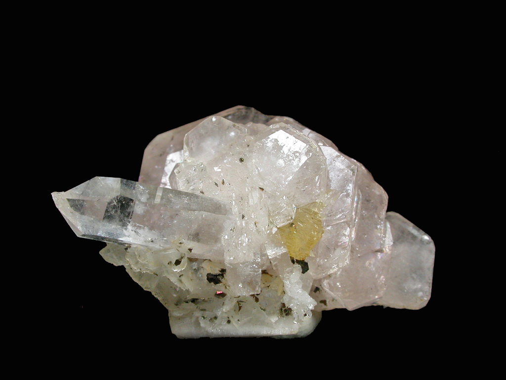 Fluorapatite Quartz Dolomite Cubanite & Pyrrhotite