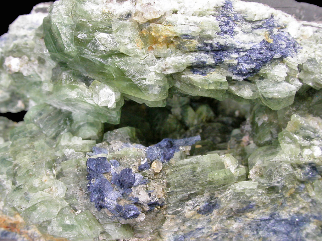 Ludlamite & Vivianite