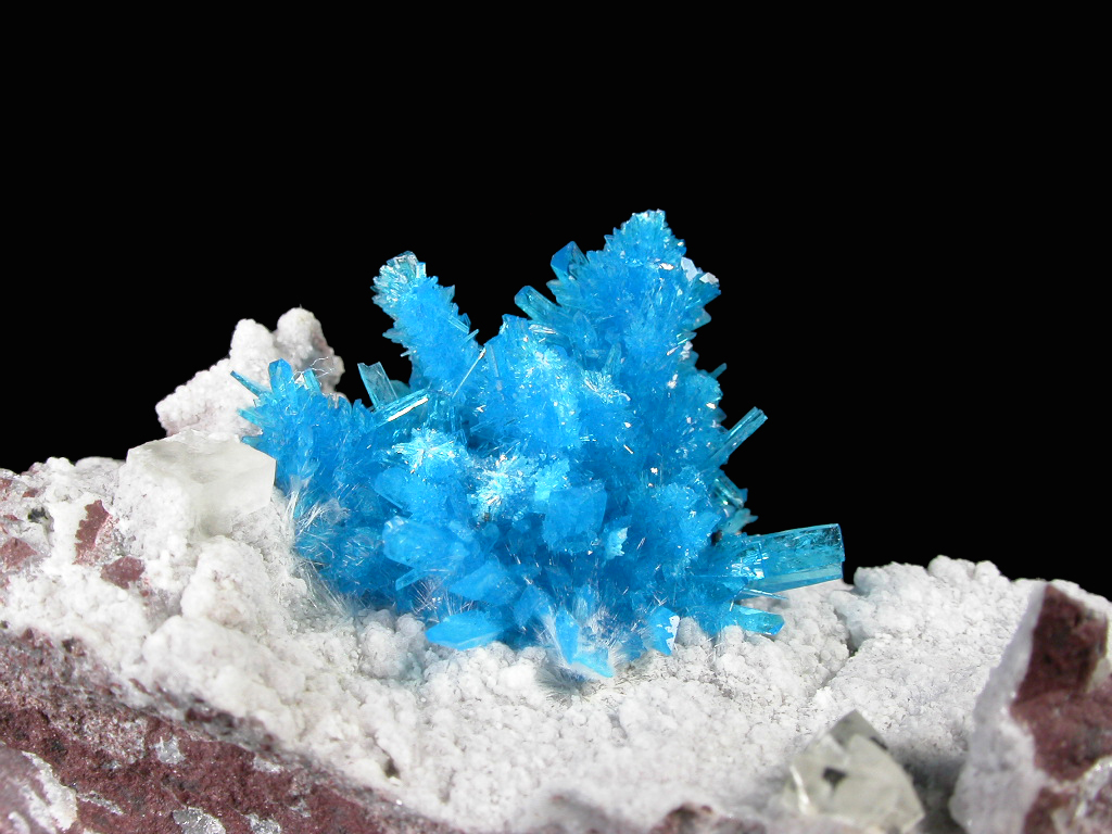 Pentagonite