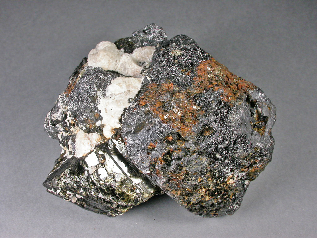 Magnetite Biotite & Calcite