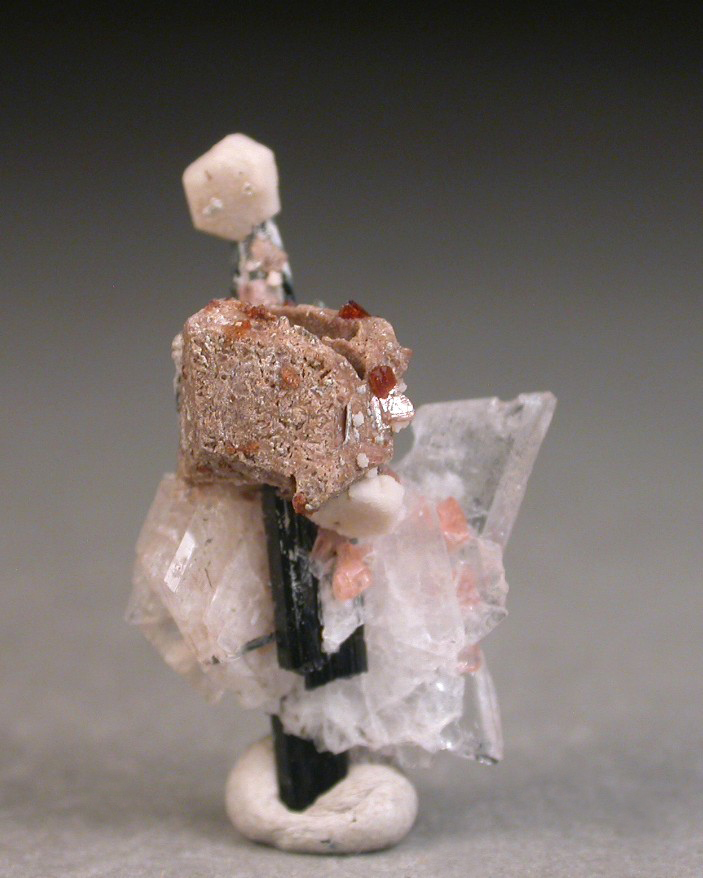 Albite Catapleiite Manganoneptunite Epididymite & Aegirine