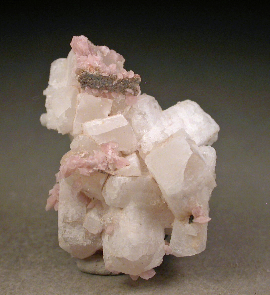 Natrolite Albite & Nenadkevichite