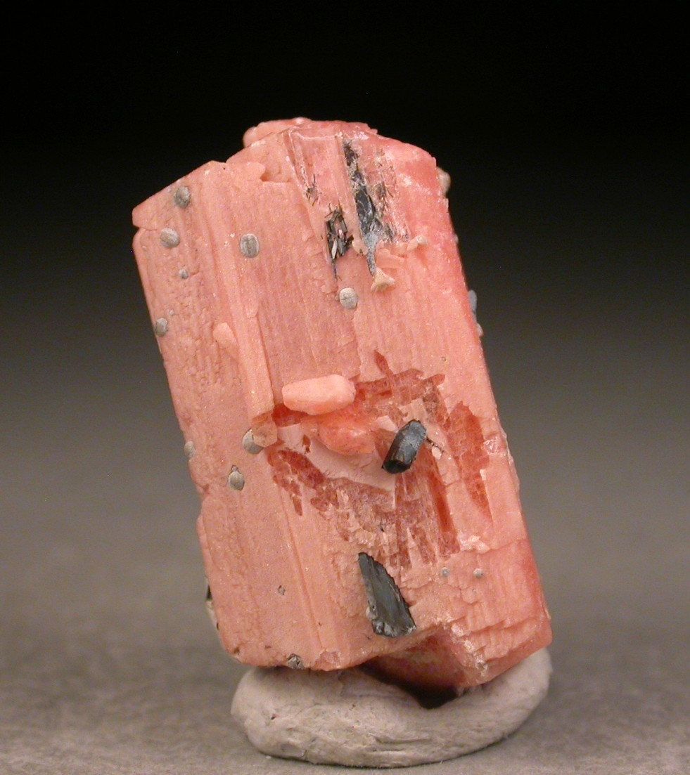 Sérandite & Genthelvite