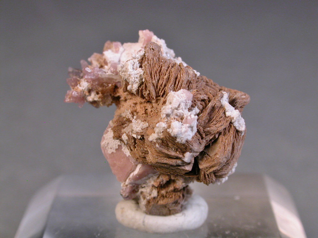 Ancylite-(Ce) Rhabdophane-(Ce) & Rhodochrosite
