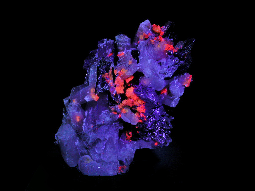 Genthelvite Natrolite & Polylithionite