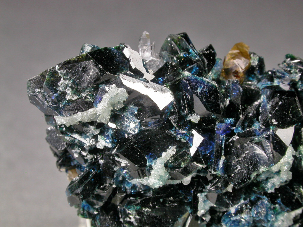 Lazulite Fluorapatite Wardite Quartz & Siderite