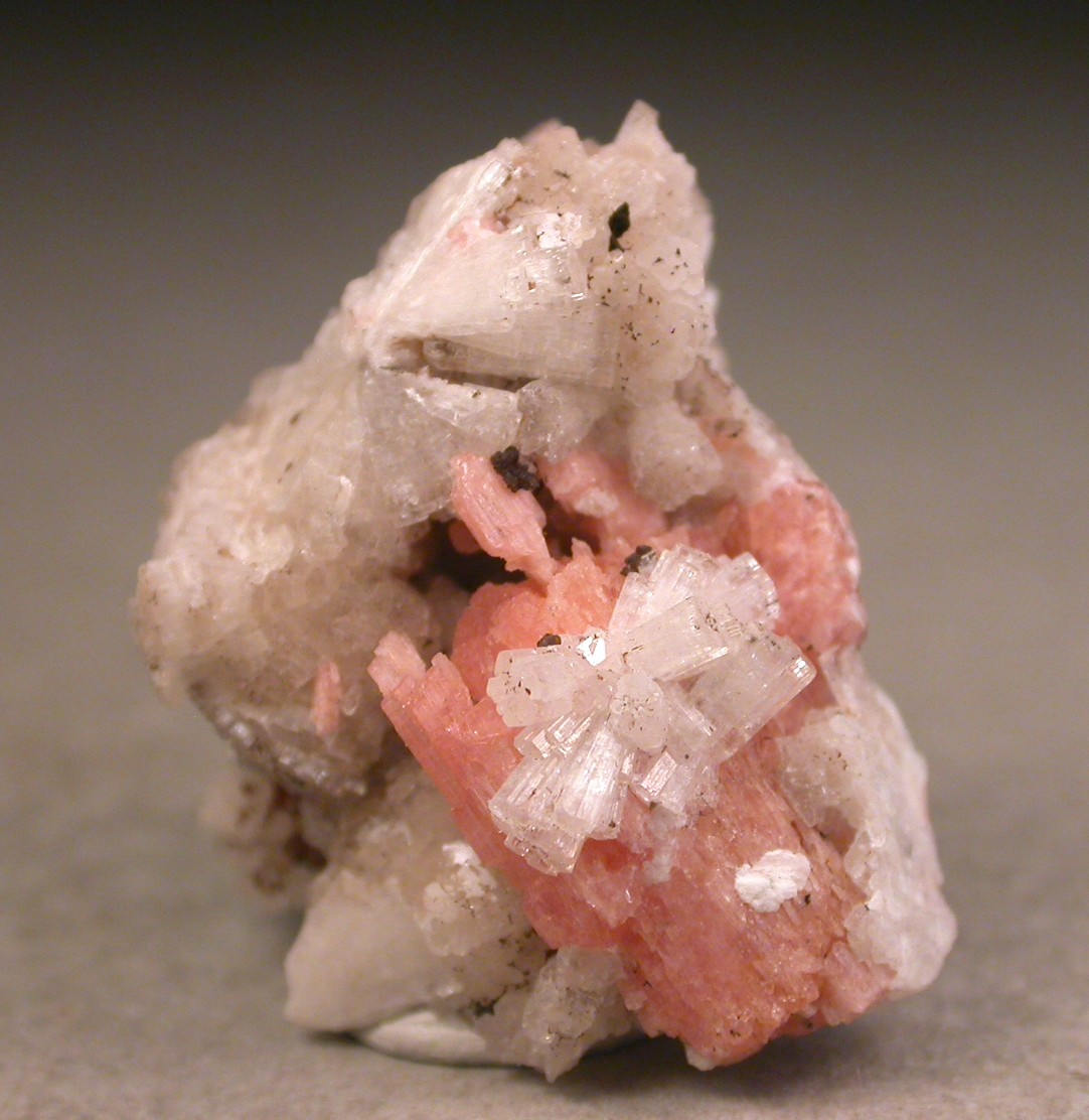 Leifite & Sérandite