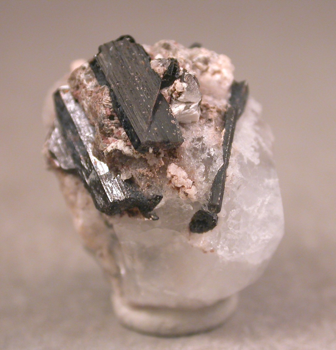 Petarasite