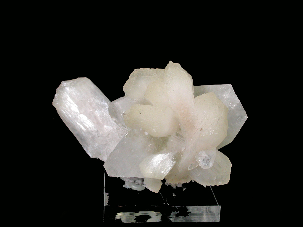 Fluorapophyllite Stilbite & Mordenite