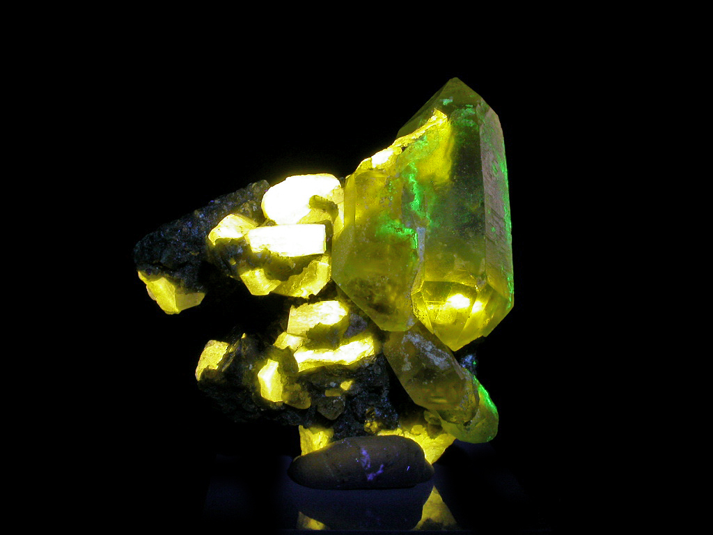 Fluorapatite & Quartz