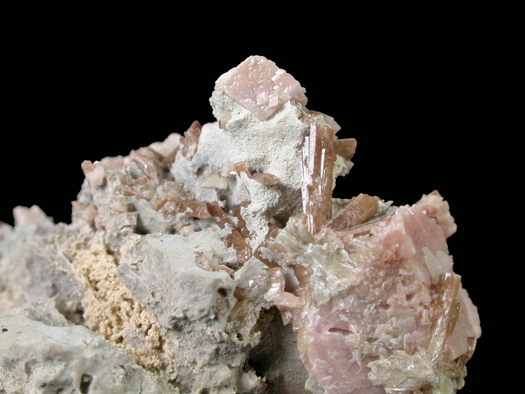 Nenadkevichite & Rhodochrosite