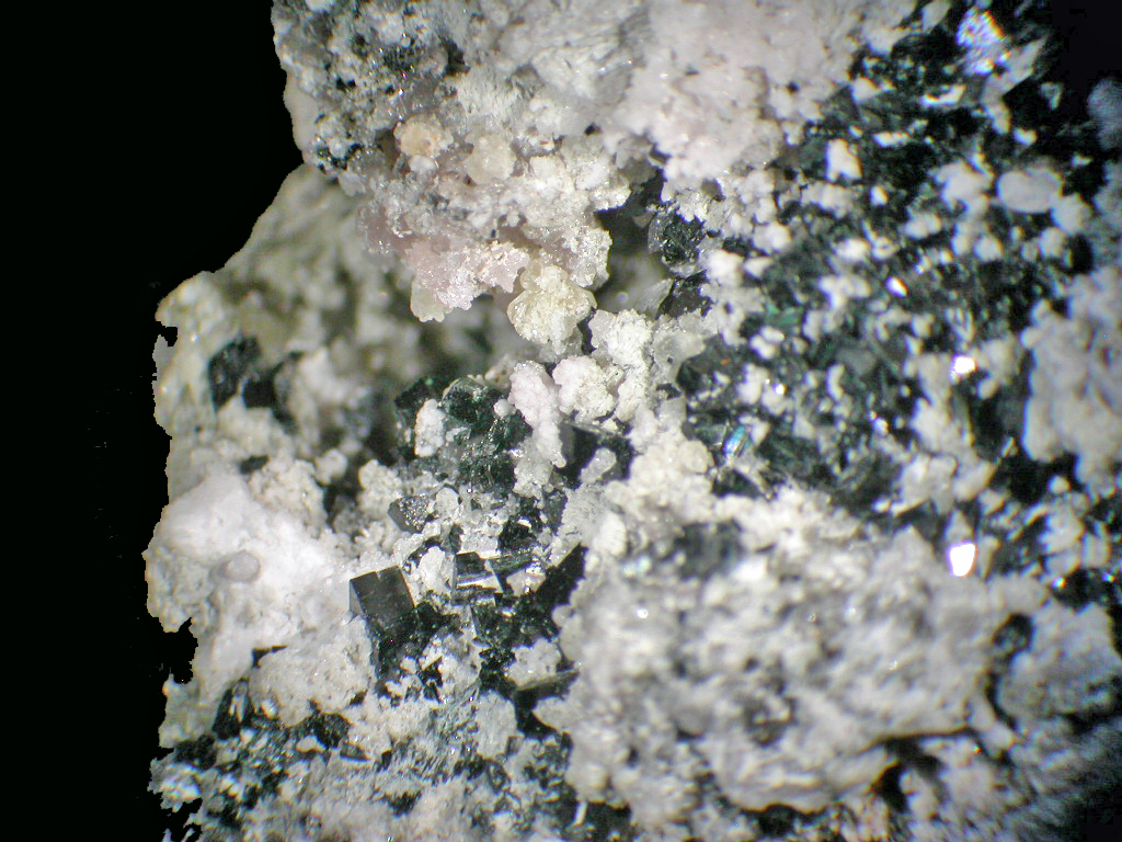 Epididymite Calcite Calcioancylite-(Ce) Arfvedsonite Steacyite Monteregianite-(Y) & Albite