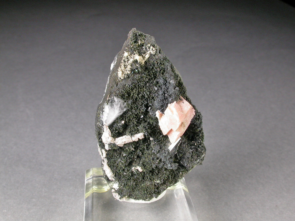 Rhodochrosite Aegirine Arfvedsonite & Calcioancylite-(Ce)