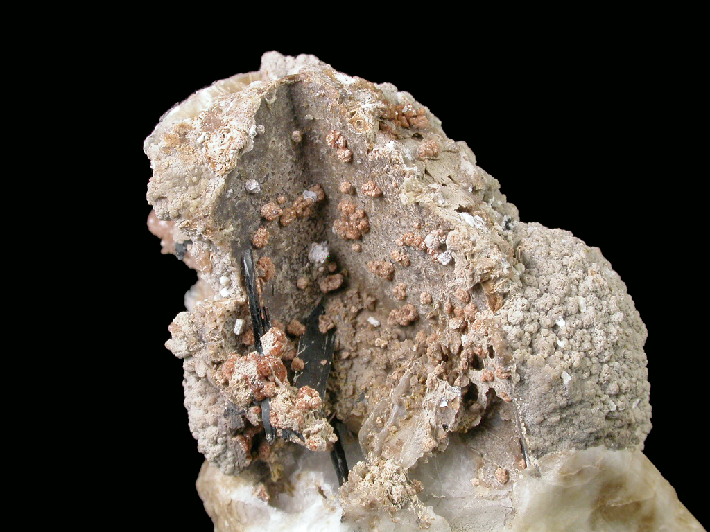 Rhodochrosite Rhabdophane-(Ce) & Catapleiite