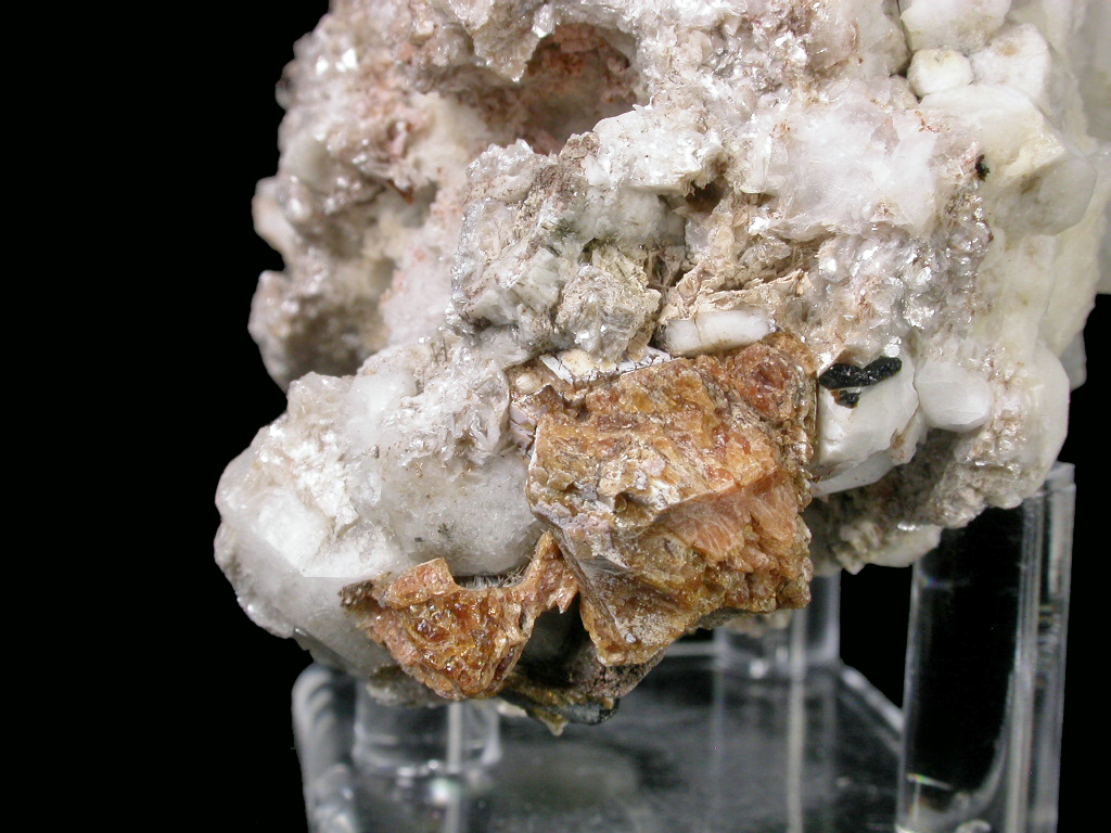 Natrolite & Polylithionite