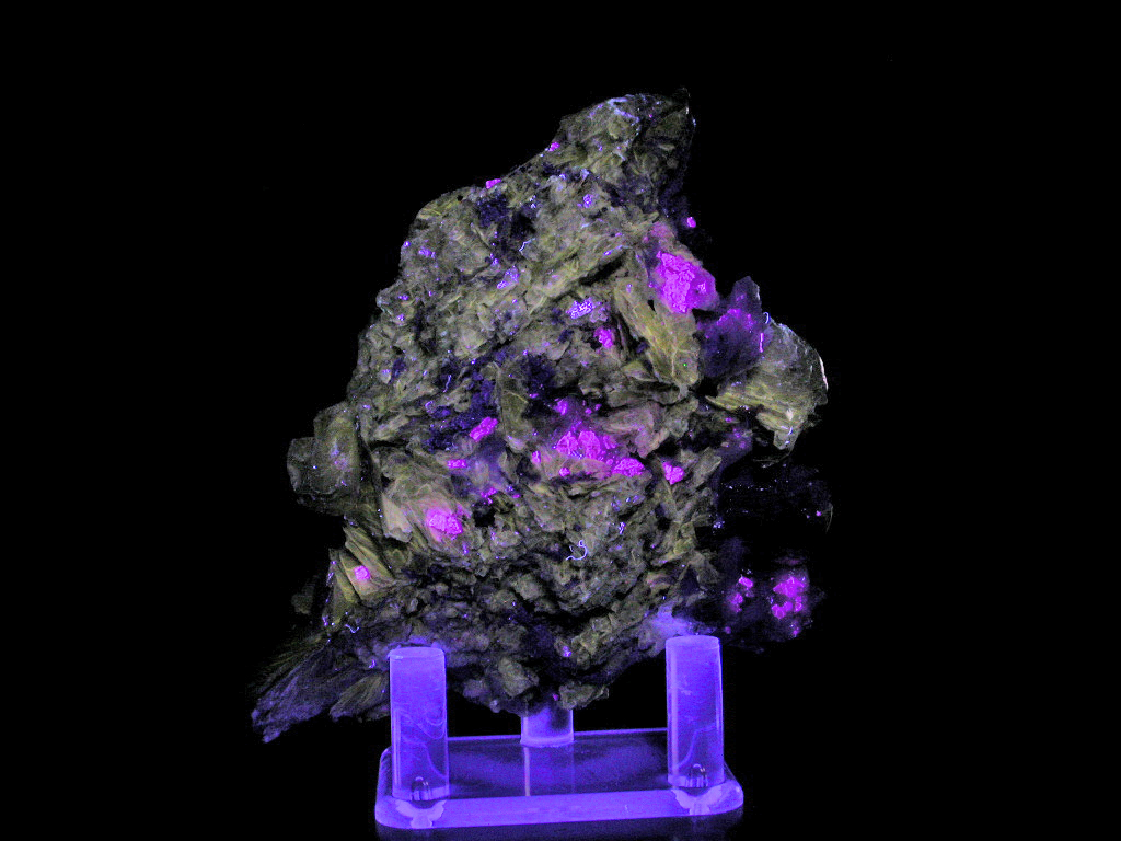 Schizolite Polylithionite Albite & Leucophanite