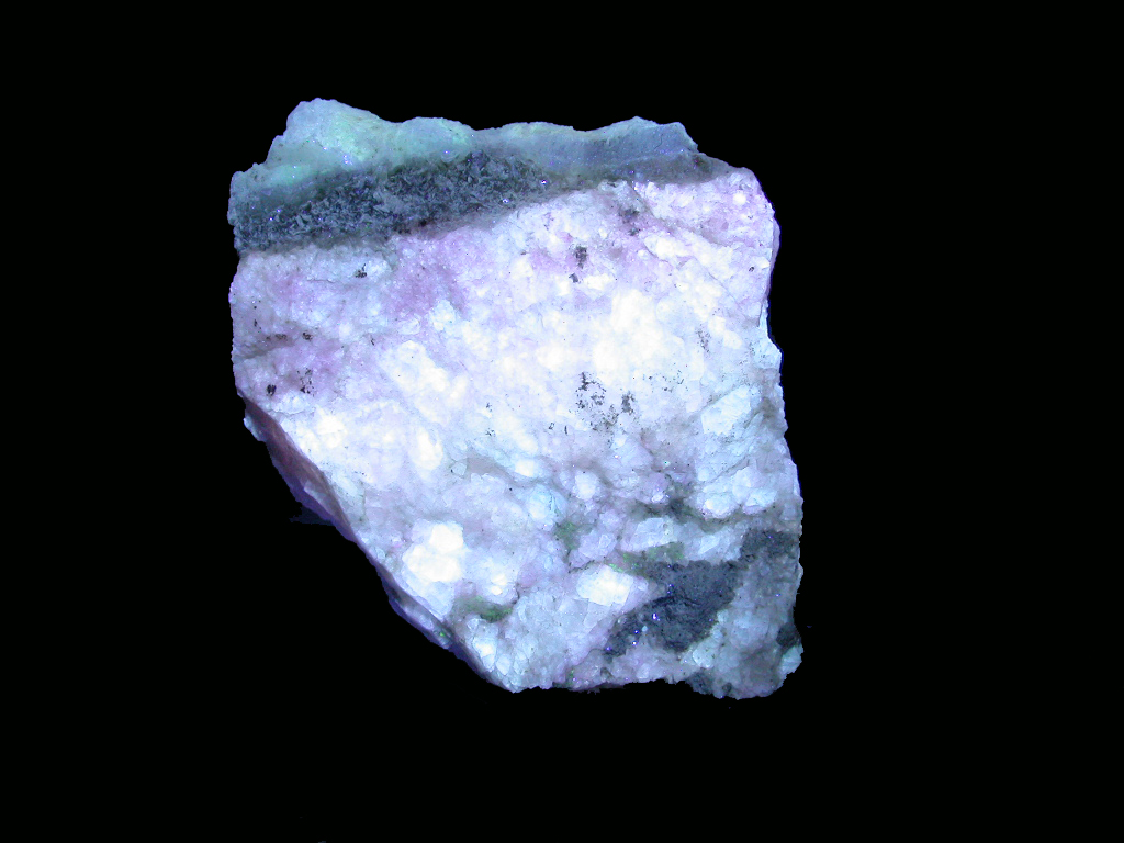 Tugtupite