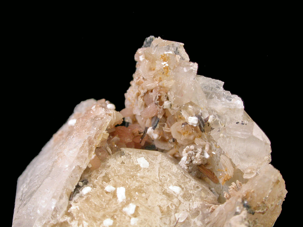 Rhabdophane-(Ce) Catapleiite & Sérandite