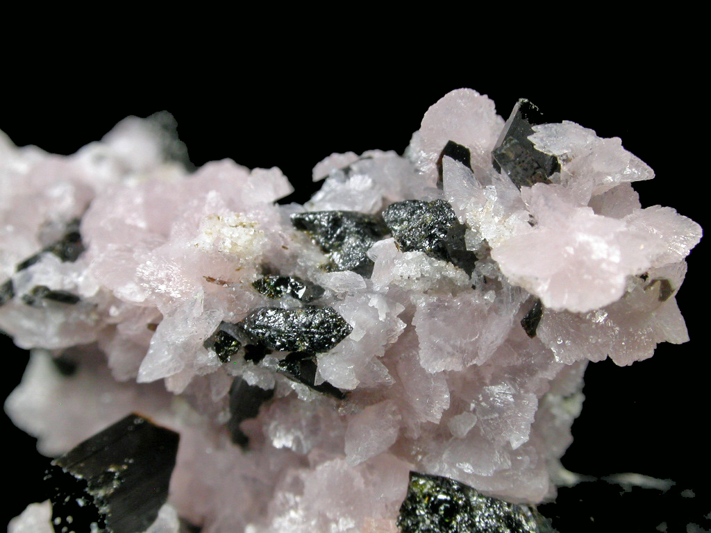 Nenadkevichite & Albite