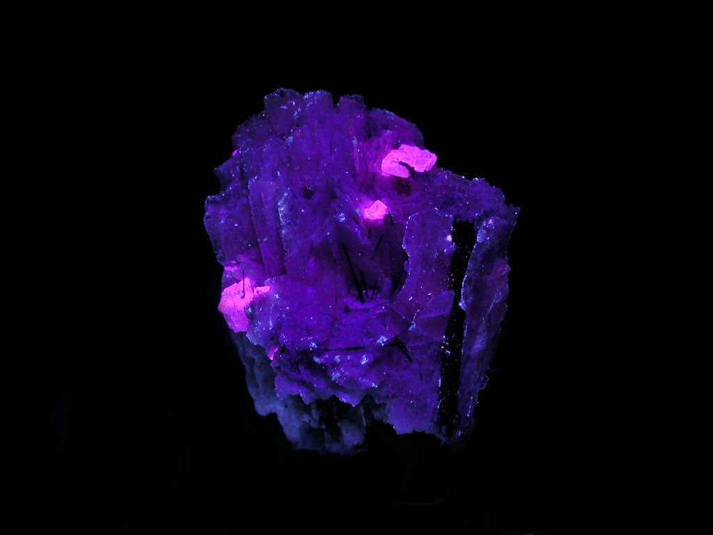 Leucophanite & Albite