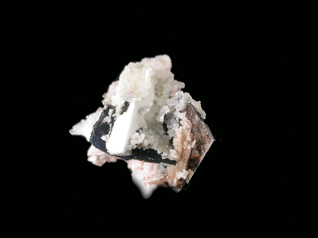 Nenadkevichite Kupletskite & Rhodochrosite