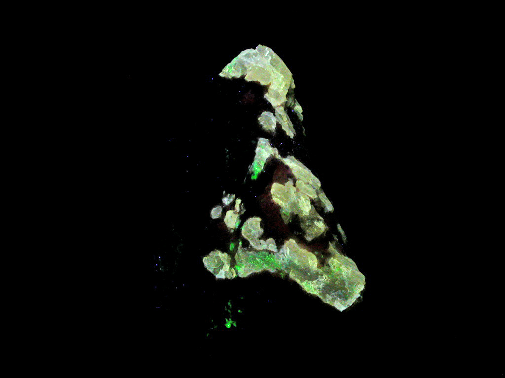 Gittinsite Vlasovite & Eudialyte