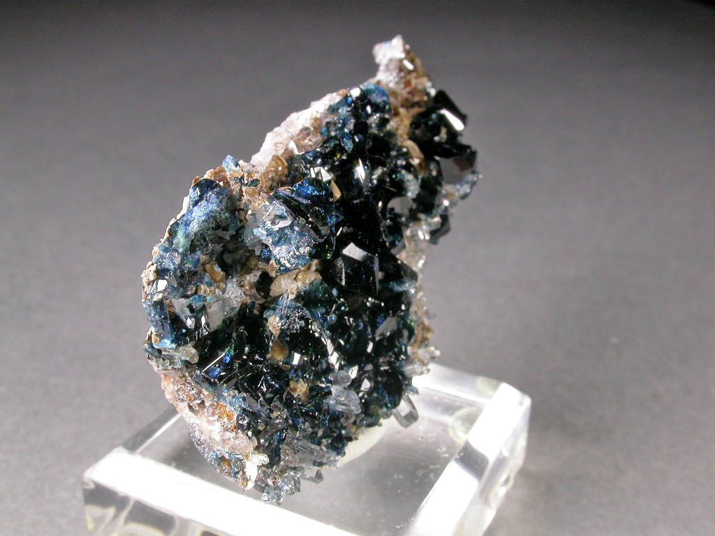 Lazulite Quartz Siderite & Fluorapatite