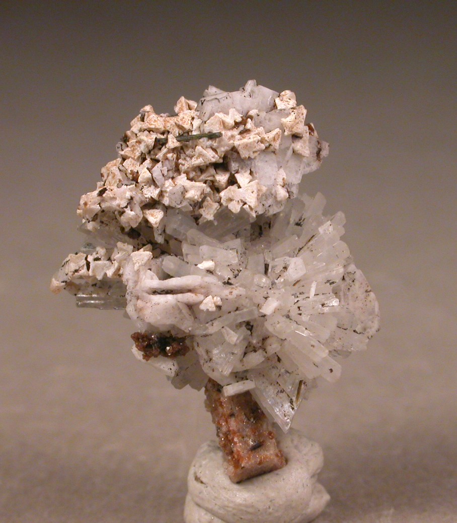 Eudidymite & Genthelvite