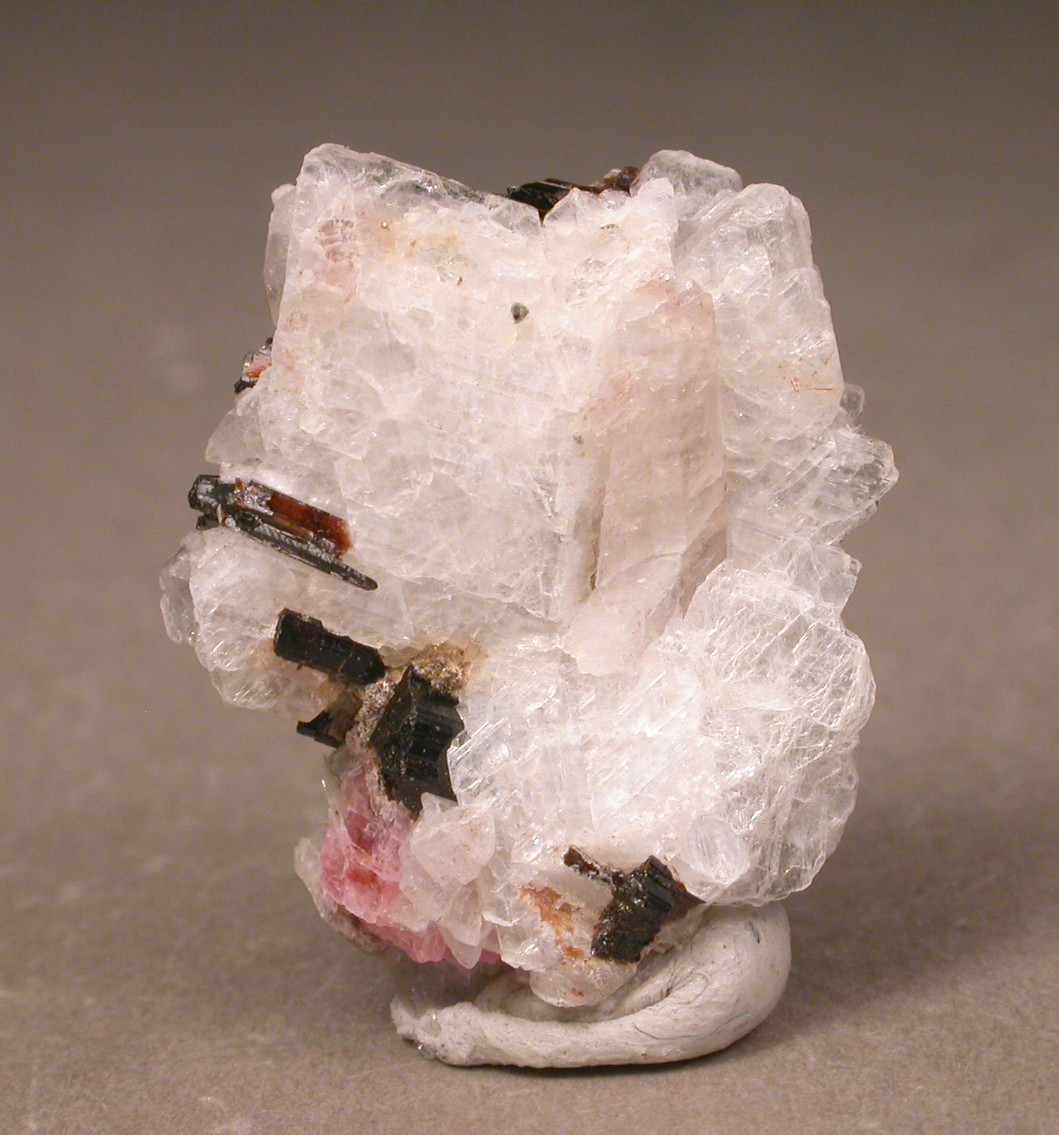 Eudidymite