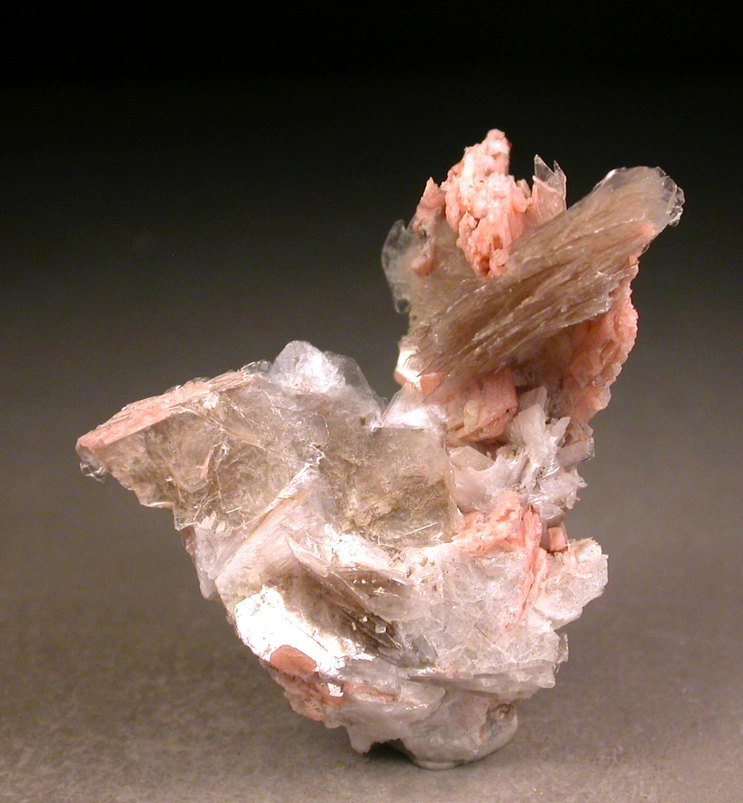 Polylithionite Schizolite & Leucophanite