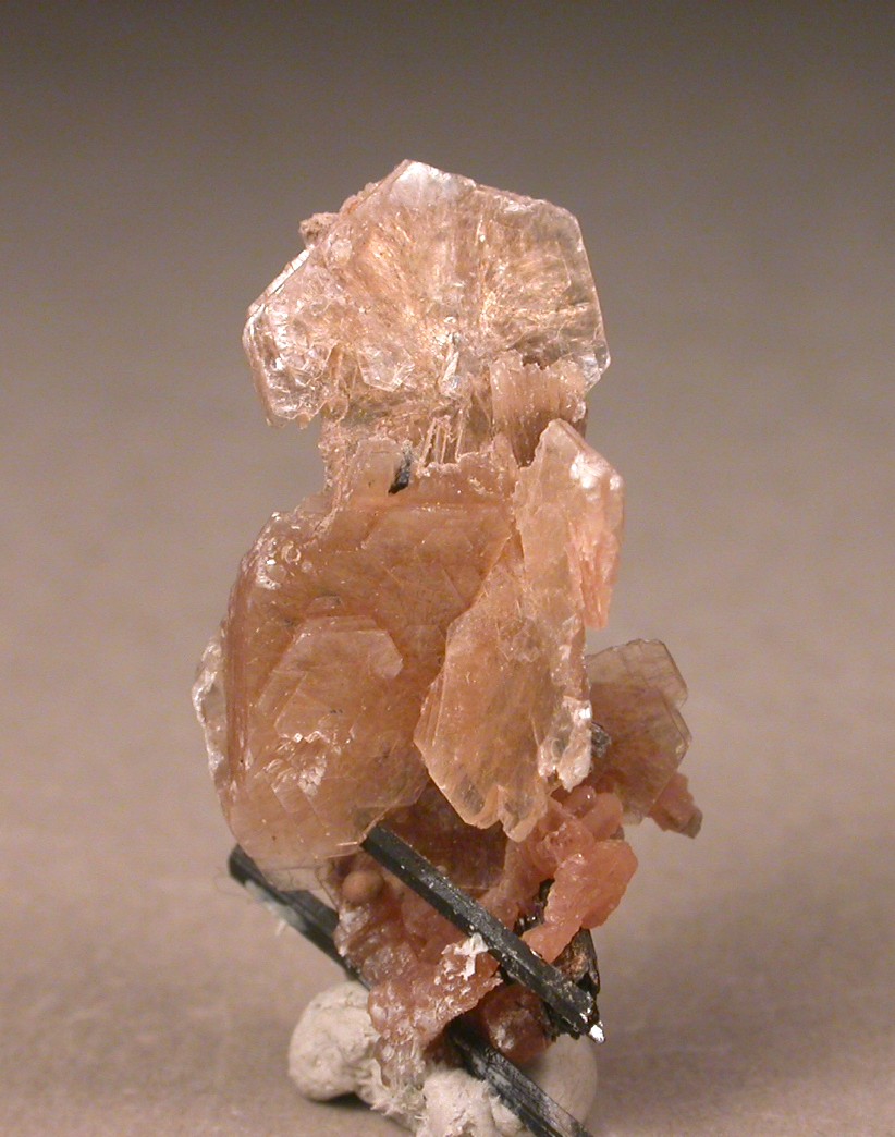 Polylithionite & Genthelvite