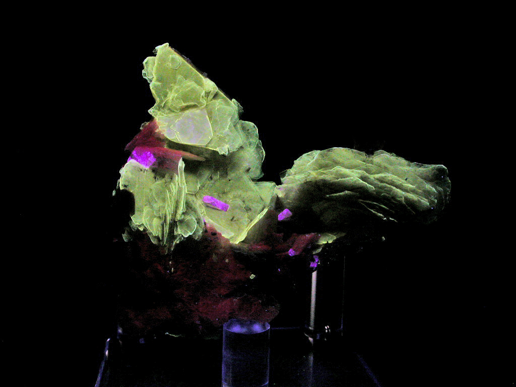 Polylithionite Schizolite & Leucophanite