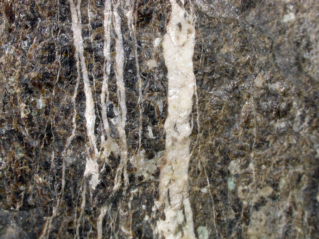 Willemite Calcite & Axinite