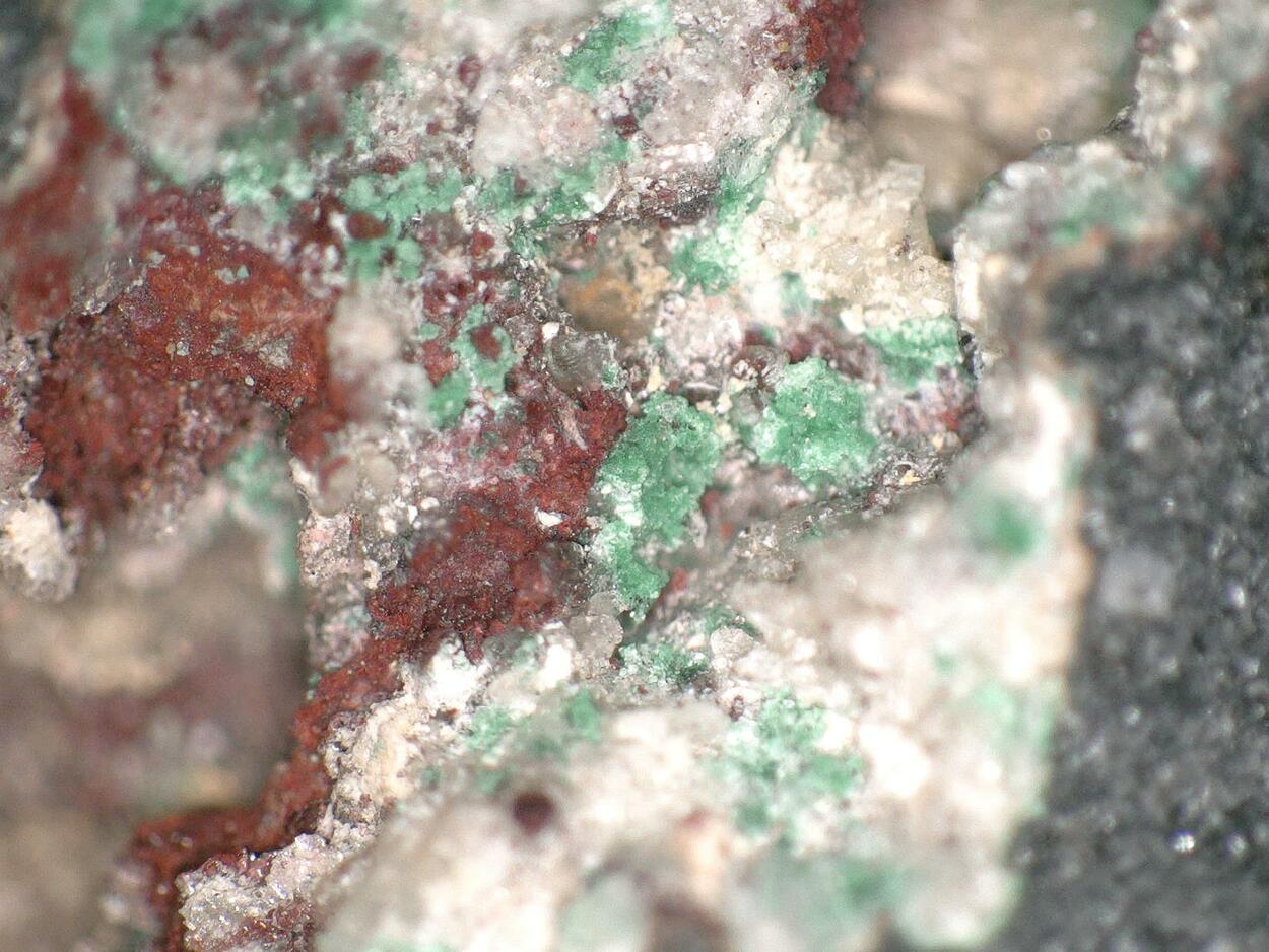 Ramsbeckite