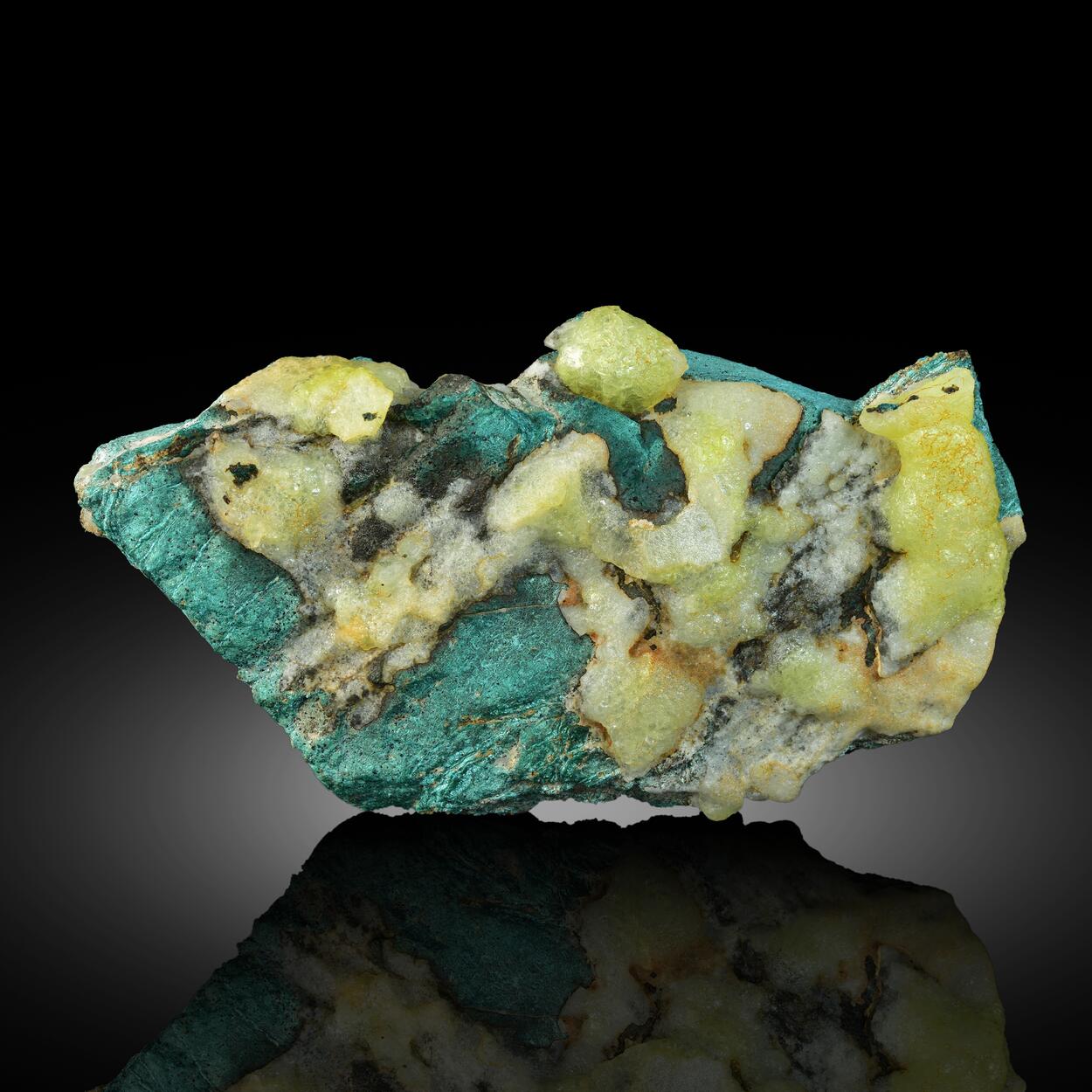 Brucite & Chrysocolla