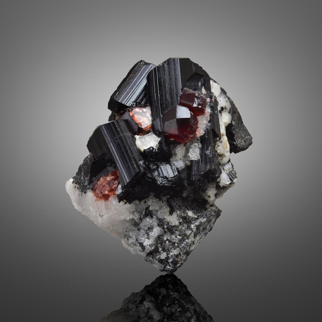 Garnet Var Spessartine With Schorl