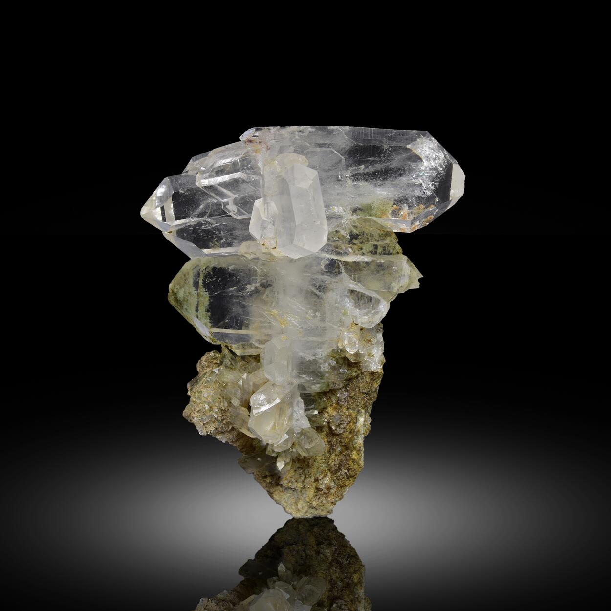 Faden Quartz With Chlorite