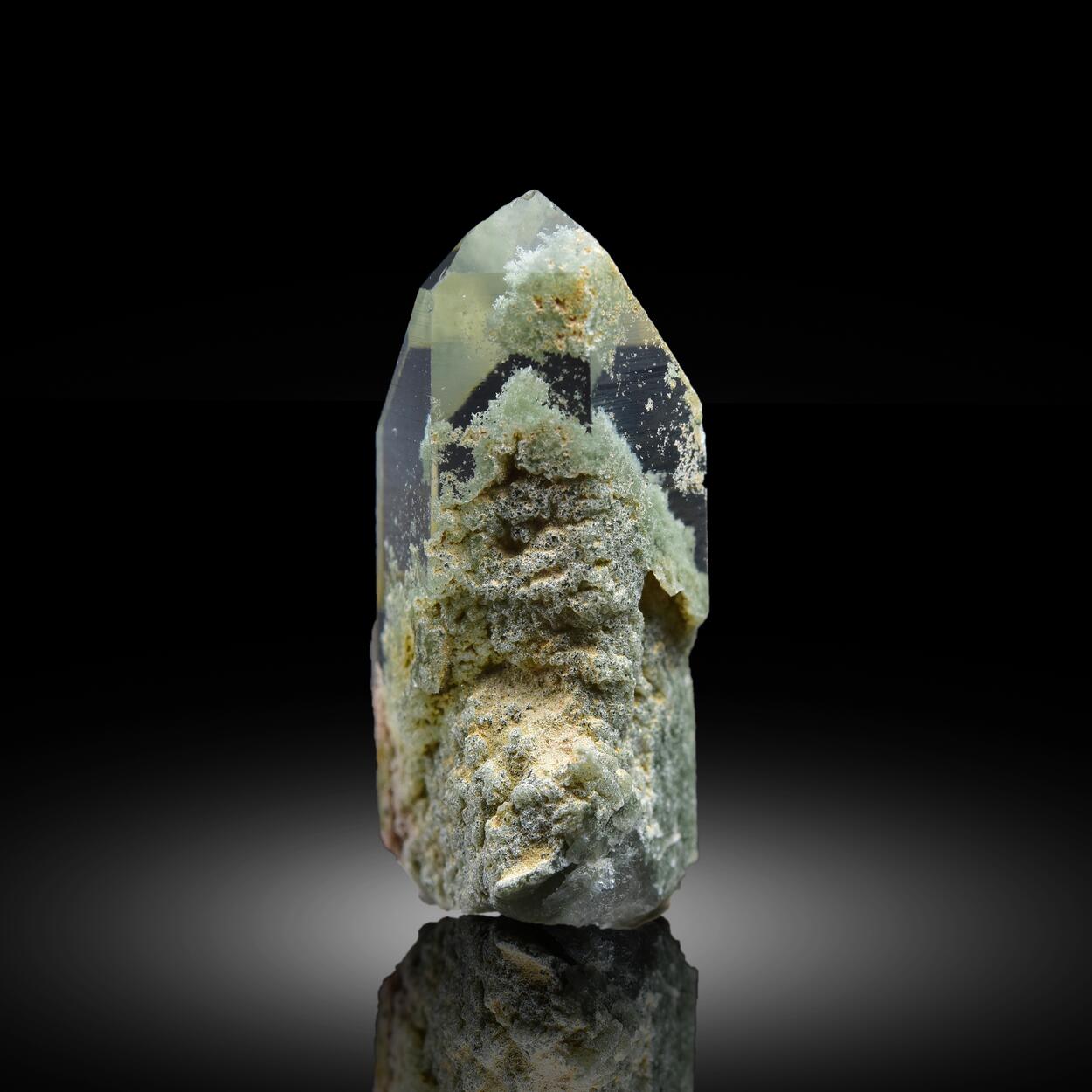Quartz With Chlorite