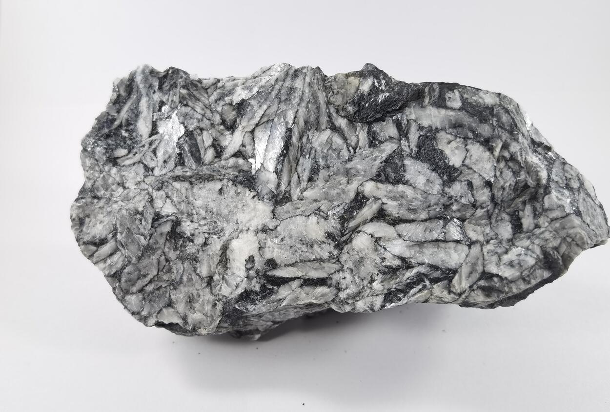 Magnesite Var Pinolite