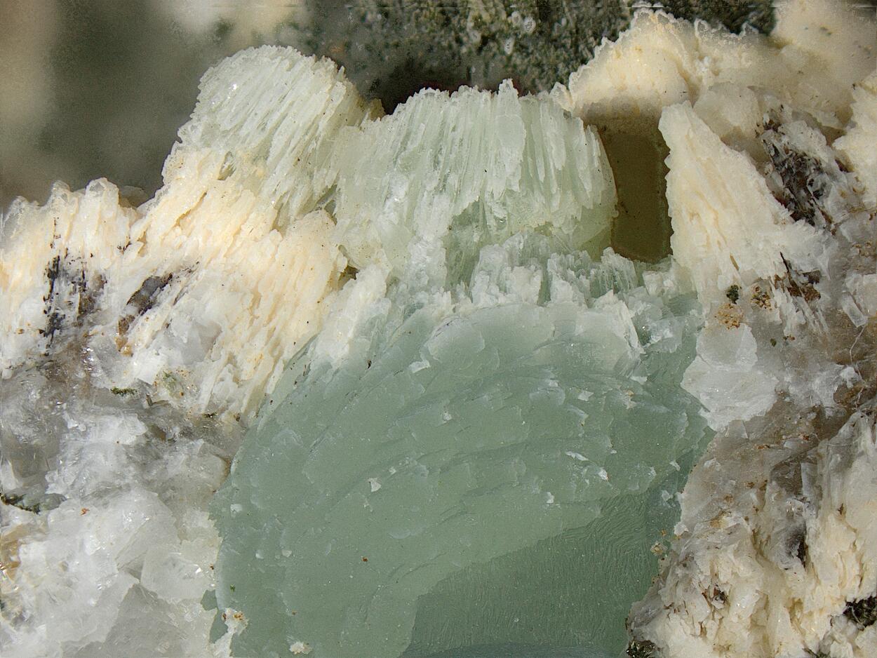 Prehnite & Calcite & Julgoldite