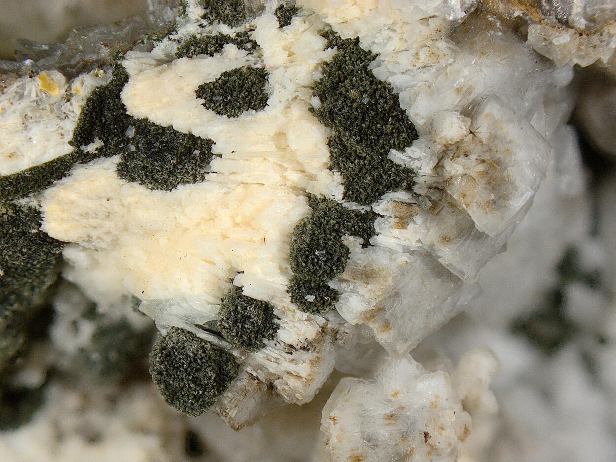 Prehnite & Calcite & Julgoldite