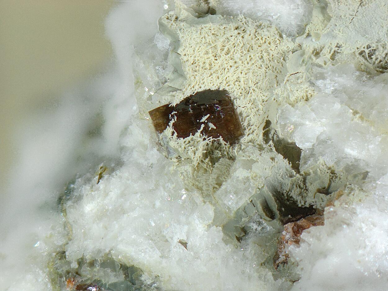 Heulandite