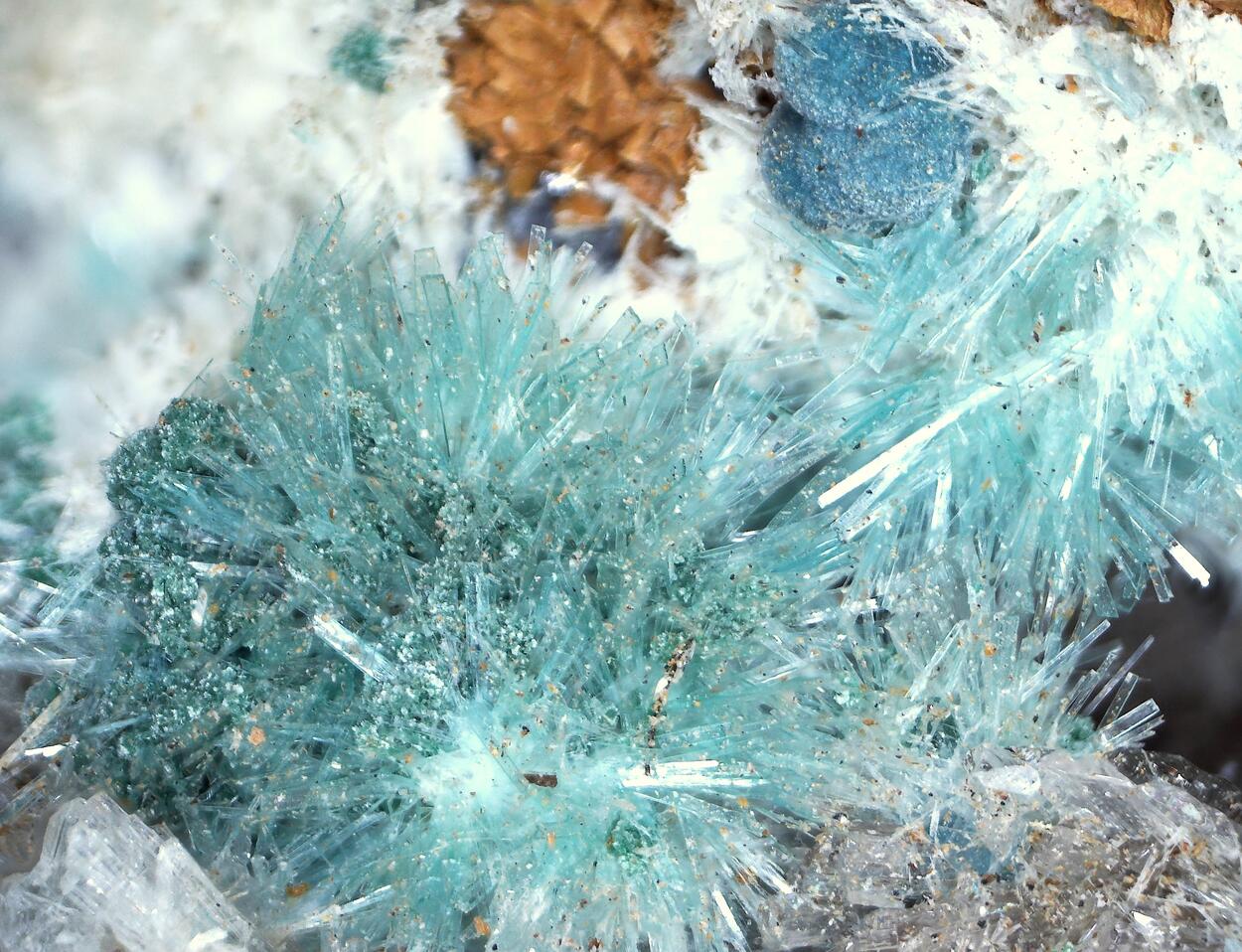 Rosasite Aurichalcite & Hemimorphite