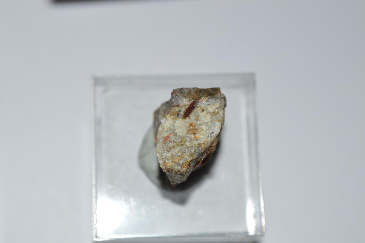 Carminite