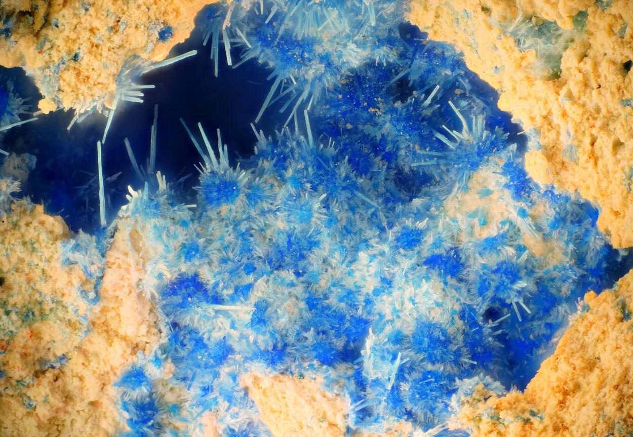 Cyanotrichite